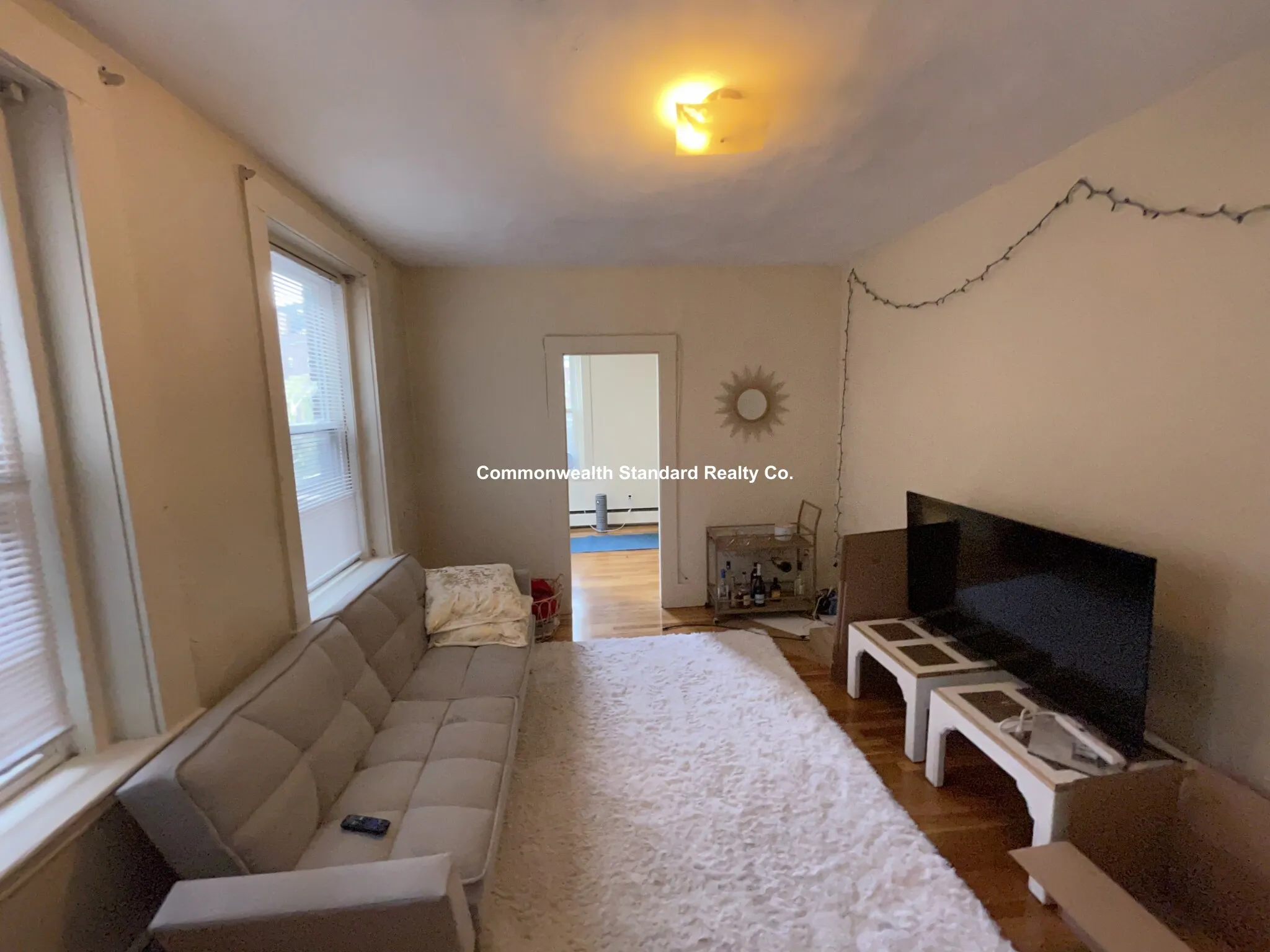 3 bed, 1 bath apartment for rent at 71 Phillips St Unit 2, Beacon Hill — photo 16 of 23