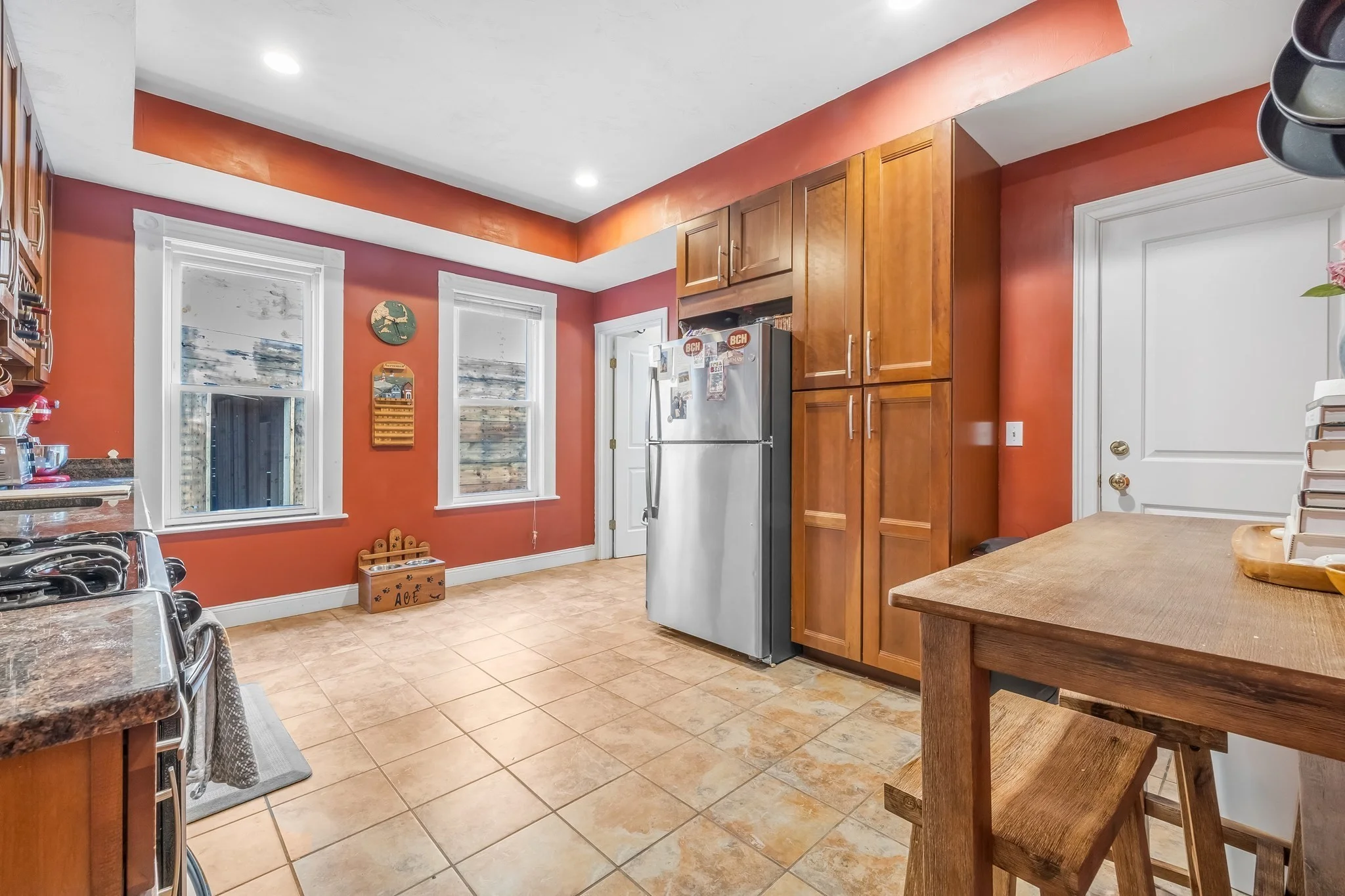 2 bed, 1 bath apartment for rent at 71 Romsey St Unit 2, Dorchester — photo 4 of 21
