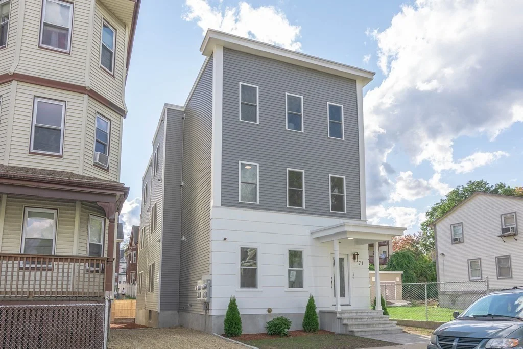 3 bed, 2 bath apartment for rent at 71 Savin St Unit 2, Roxbury — photo 15 of 15