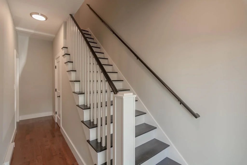 3 bed, 2 bath apartment for rent at 71 Savin St Unit 2, Roxbury — photo 14 of 15