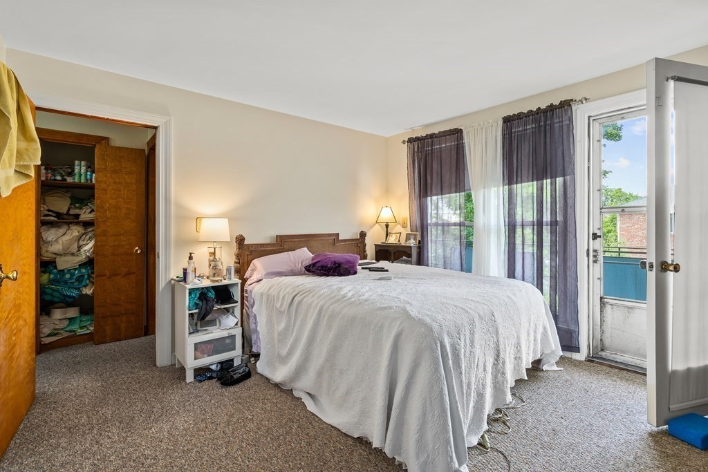 3 bed, 2.5 bath apartment for rent at 71 Silver Lake Ave Unit 71, Nonantum — photo 3 of 12