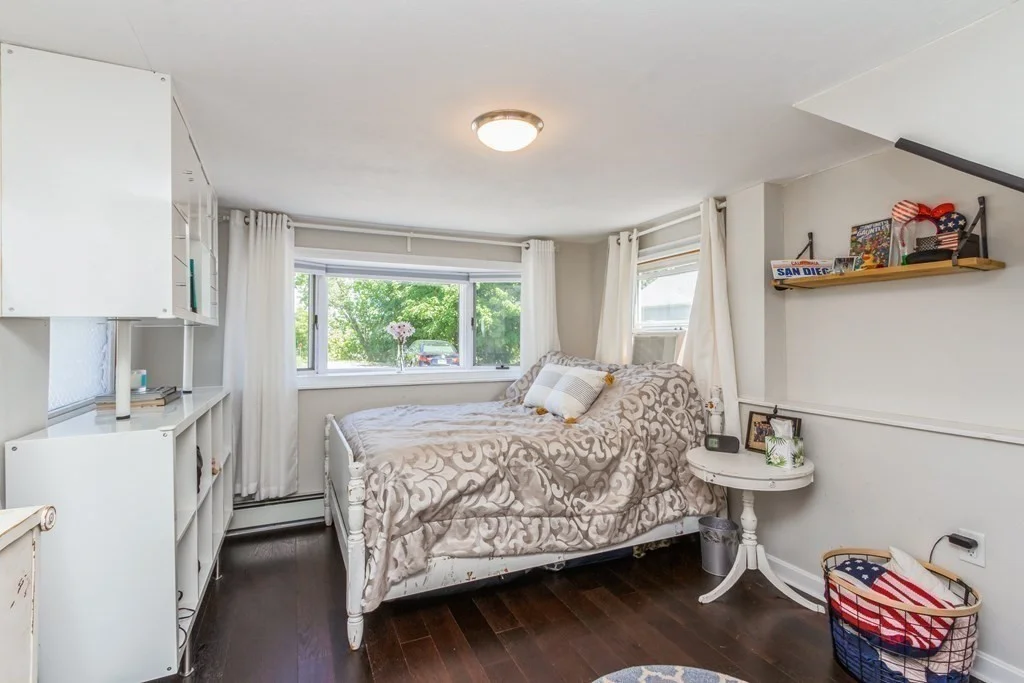2 bed, 1 bath apartment for rent at 71 Spring St Unit 1, Houghs Neck — photo 15 of 23