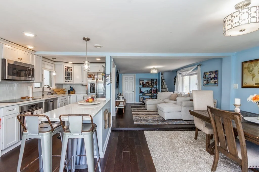 2 bed, 1 bath apartment for rent at 71 Spring St Unit 1, Houghs Neck — photo 8 of 23