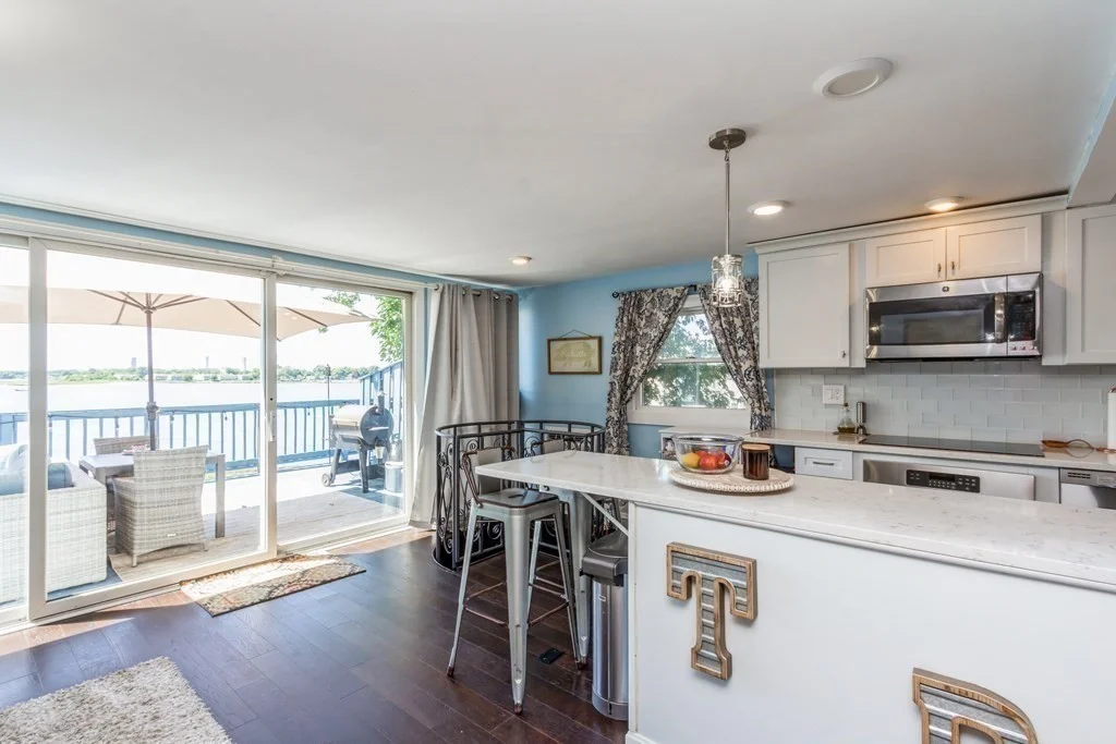 2 bed, 1 bath apartment for rent at 71 Spring St Unit 1, Houghs Neck — photo 2 of 23