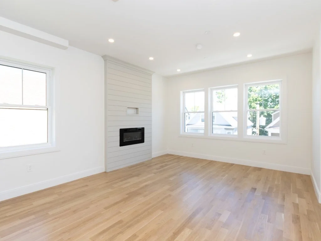 3 bed, 2 bath apartment for rent at 71 Stanton Unit 3, Dorchester — photo 2 of 10