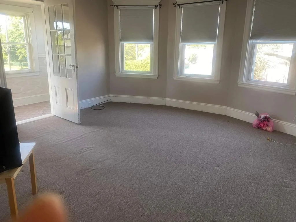 3 bed, 1 bath apartment for rent at 71 Sycamore St Unit 2, Fairhaven — photo 1 of 8