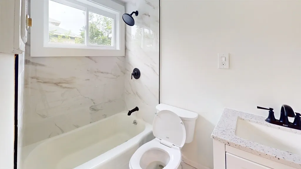 2 bed, 1 bath apartment for rent at 71 Water Unit 1, South Quincy — photo 9 of 10