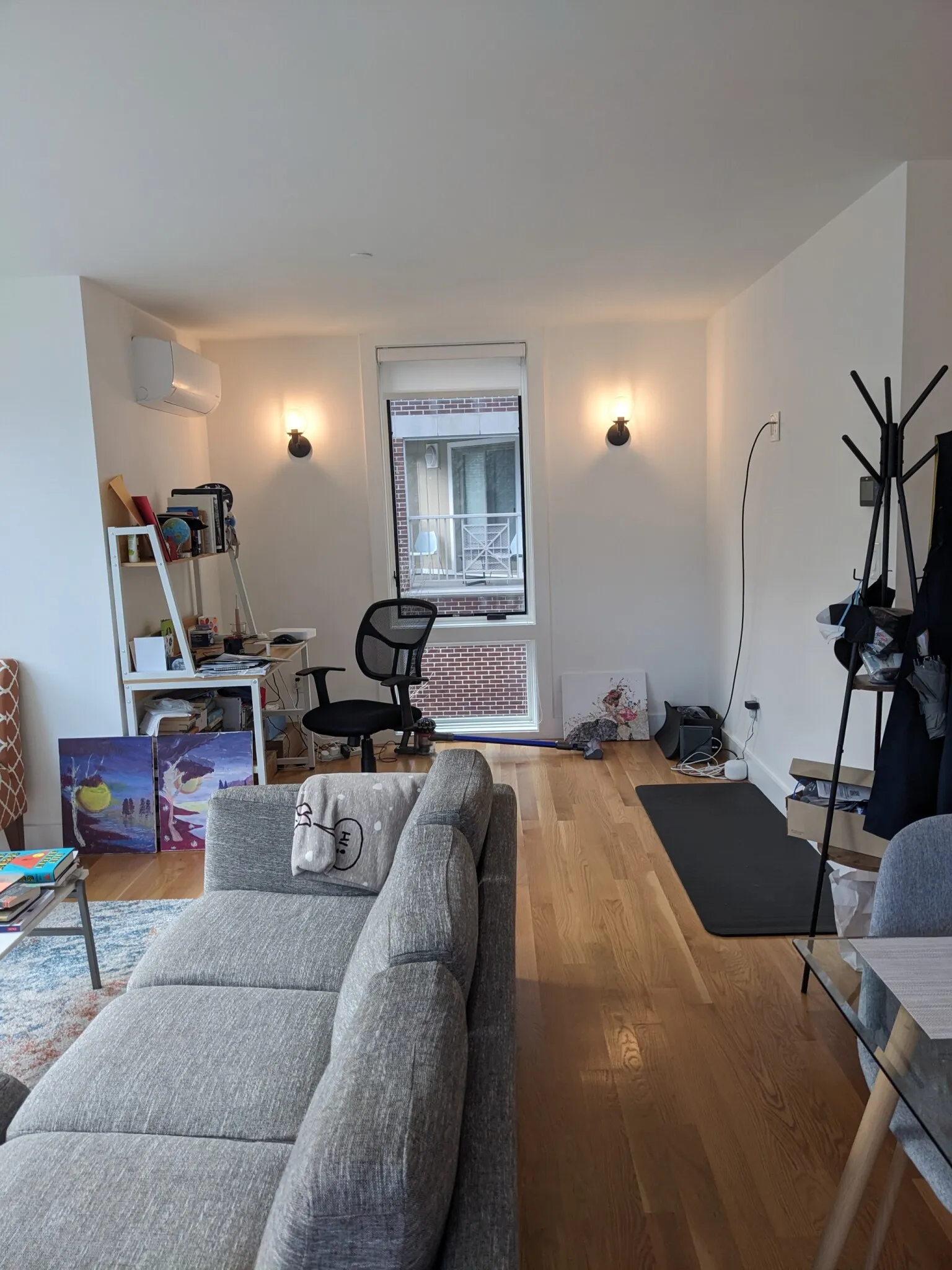 Studio bed, 1 bath apartment for rent at 71 Winchester St Unit b, North Brookline — photo 5 of 16