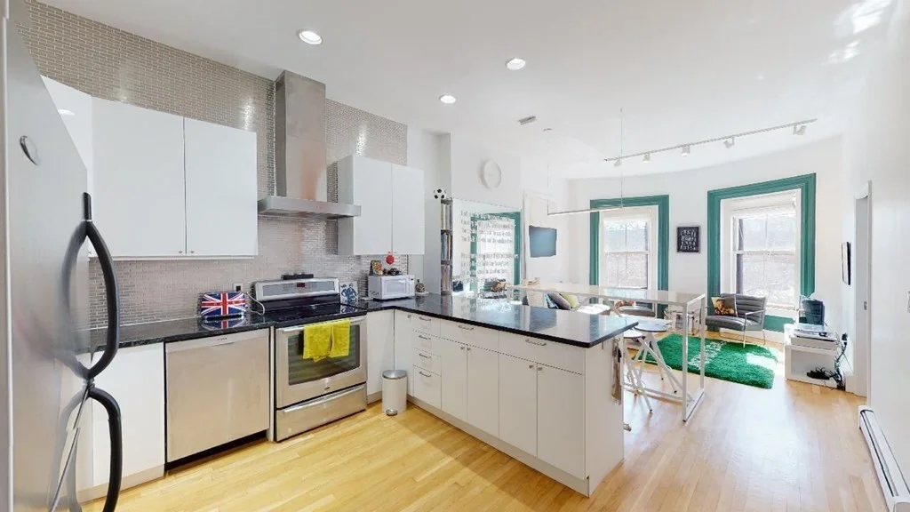 2 bed, 1 bath apartment for rent at 71 Worcester St Unit 3, South End