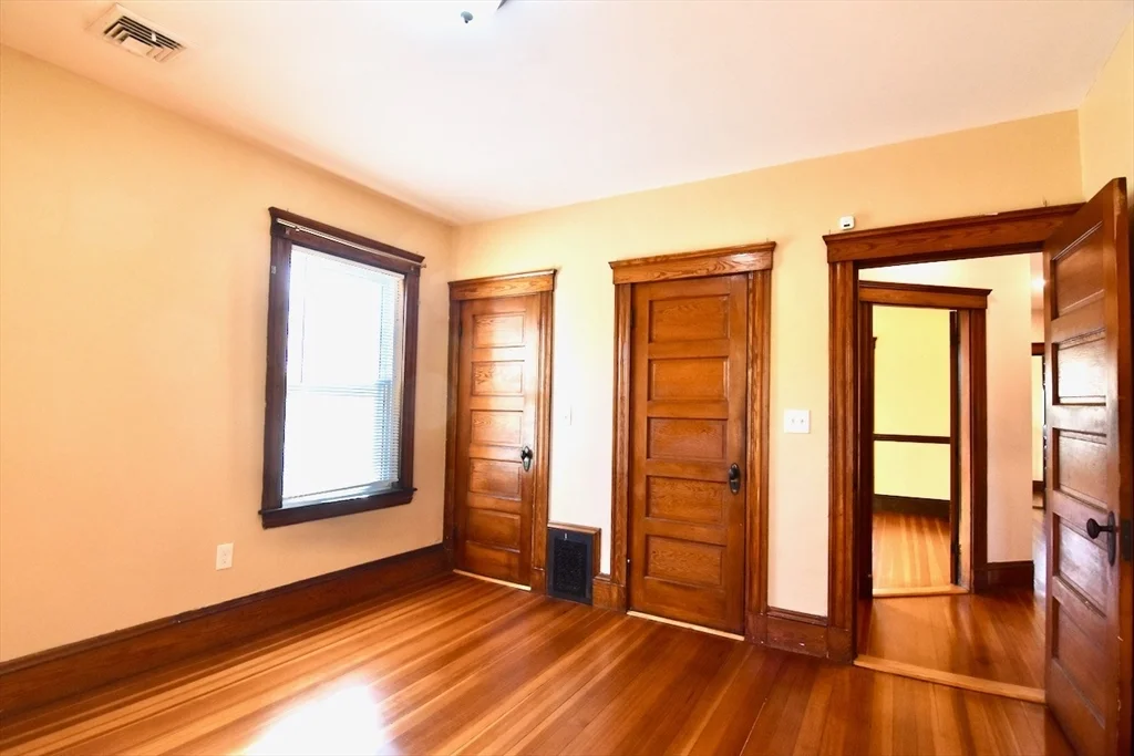 2 bed, 1 bath apartment for rent at 710 Metropolitan Ave Unit 3, Hyde Park — photo 10 of 20