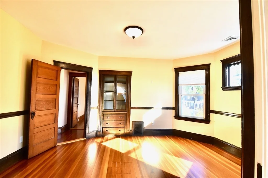 2 bed, 1 bath apartment for rent at 710 Metropolitan Ave Unit 3, Hyde Park — photo 15 of 20