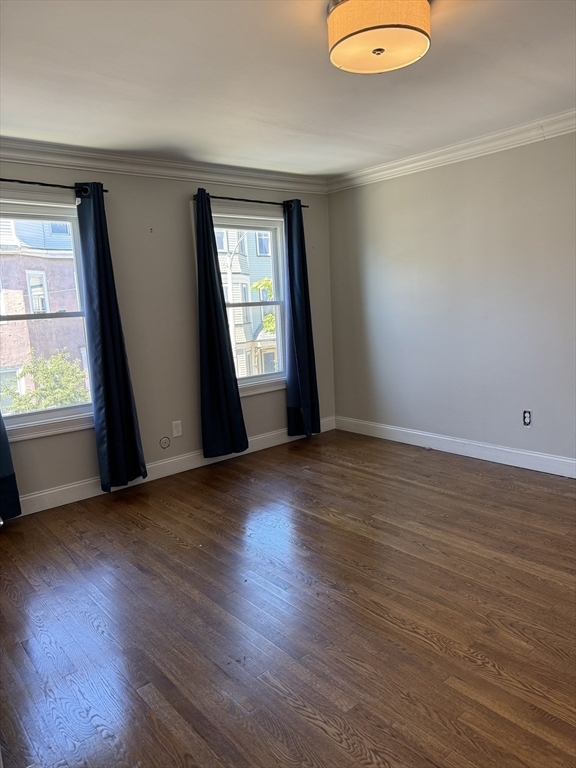 3 bed, 3 bath apartment for rent at 711 East 7th St Unit 7, South Boston — photo 9 of 16