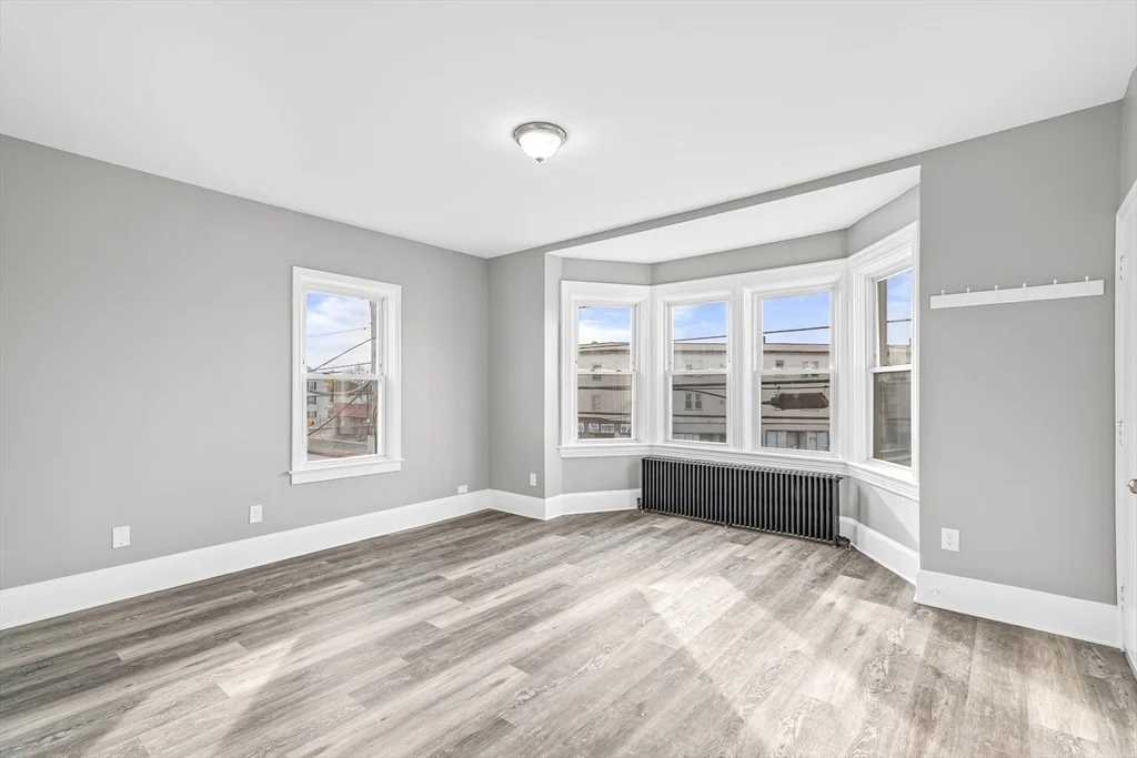 2 bed, 1 bath apartment for rent at 712 Eastern Ave Unit 2, Fall River — photo 8 of 15