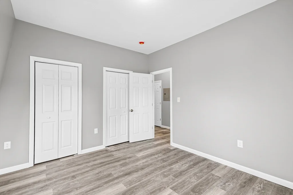 2 bed, 1 bath apartment for rent at 712 Eastern Ave Unit 3, Fall River — photo 8 of 13