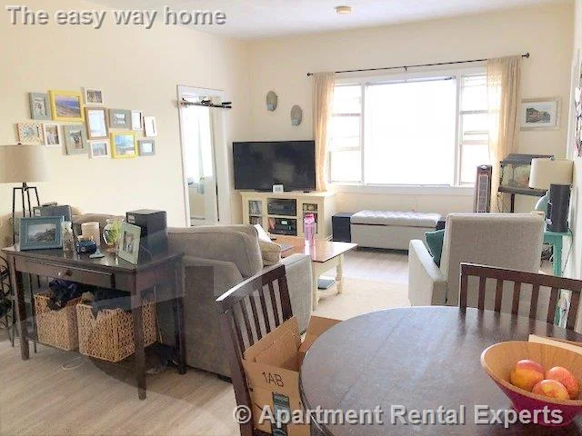 2 bed, 1 bath apartment for rent at 714 Broadway Unit 1, Ball Square