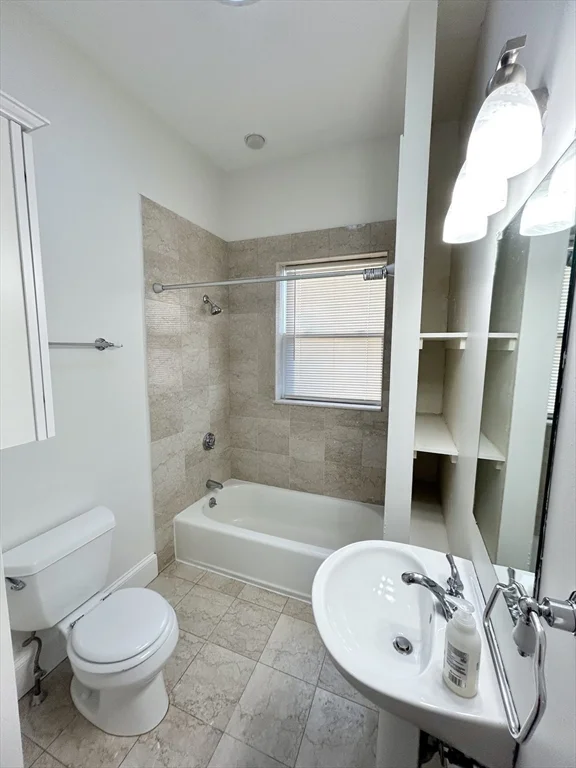 2 bed, 2 bath apartment for rent at 714 East 4th St Unit 3, South Boston — photo 7 of 9