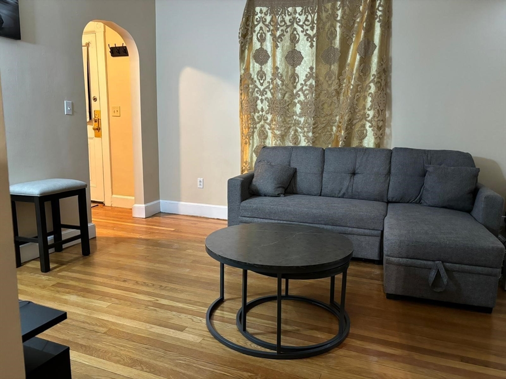 4 bed, 1 bath apartment for rent at 714 Truman Hwy Unit 714, Hyde Park — photo 5 of 15