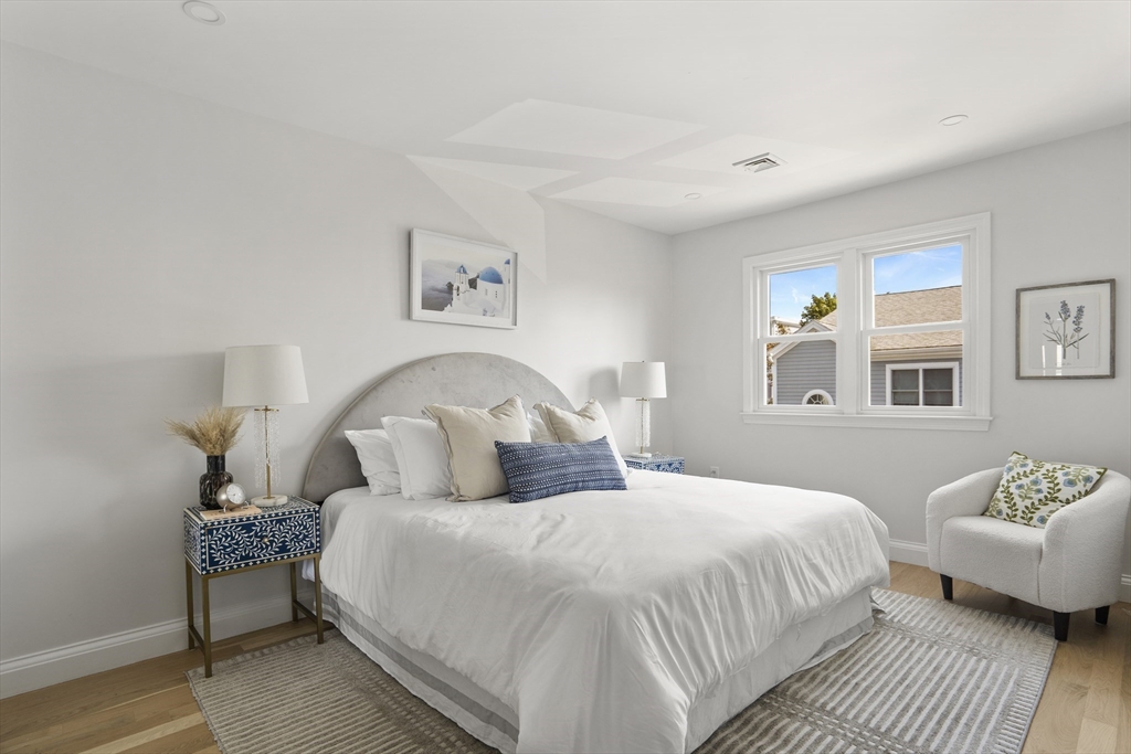 3 bed, 2 bath apartment for rent at 715 E 7th St Unit 5, South Boston — photo 14 of 26
