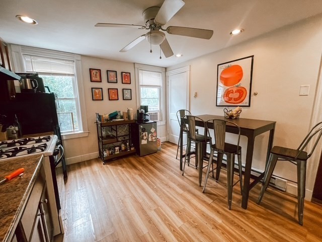 3 bed, 1 bath apartment for rent at 715 East 2nd St Unit 2, South Boston — photo 8 of 17