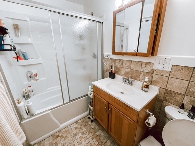 3 bed, 1 bath apartment for rent at 715 East 2nd St Unit 2, South Boston — photo 16 of 17