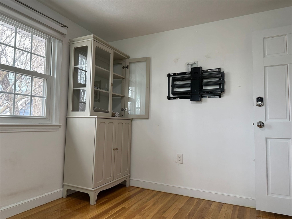 2 bed, 1 bath apartment for rent at 715 Hammond St Unit 715, Chestnut Hill — photo 14 of 22