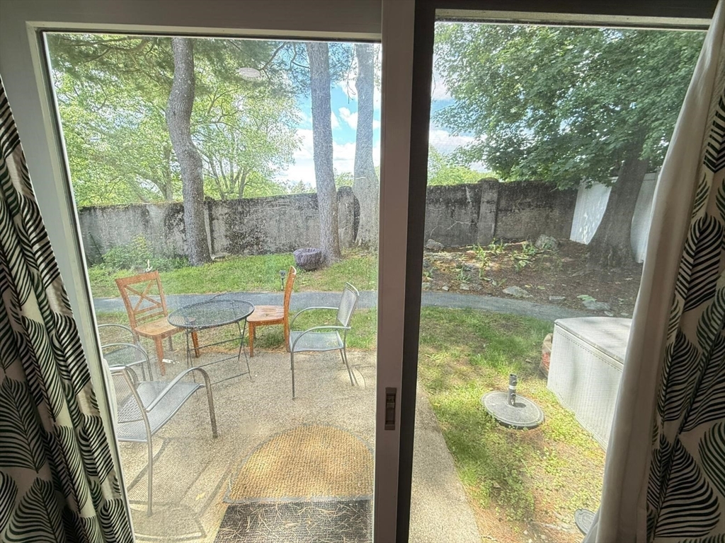 2 bed, 1 bath apartment for rent at 715 Hammond St Unit 715, Chestnut Hill — photo 19 of 22
