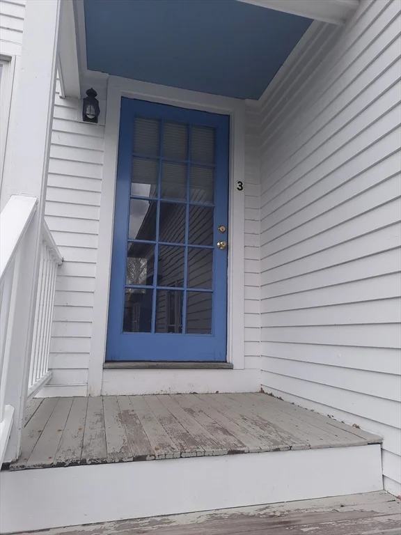 1 bed, 1 bath apartment for rent at 715 Main Unit 3, Hanover — photo 1 of 9