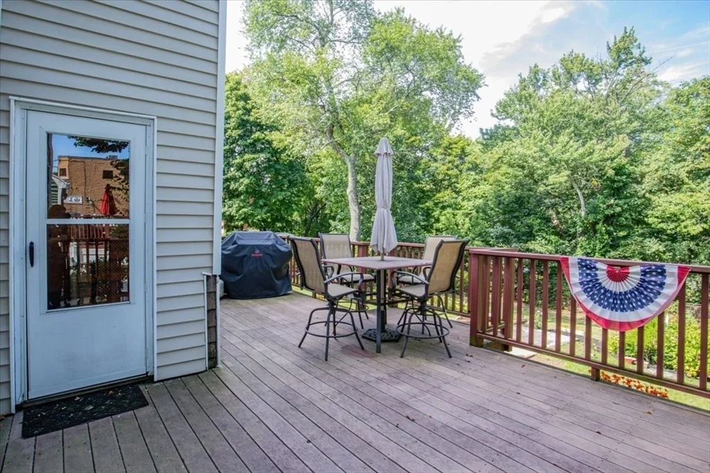 2 bed, 1 bath apartment for rent at 715 Truman Pkwa Unit 1, Hyde Park — photo 17 of 29