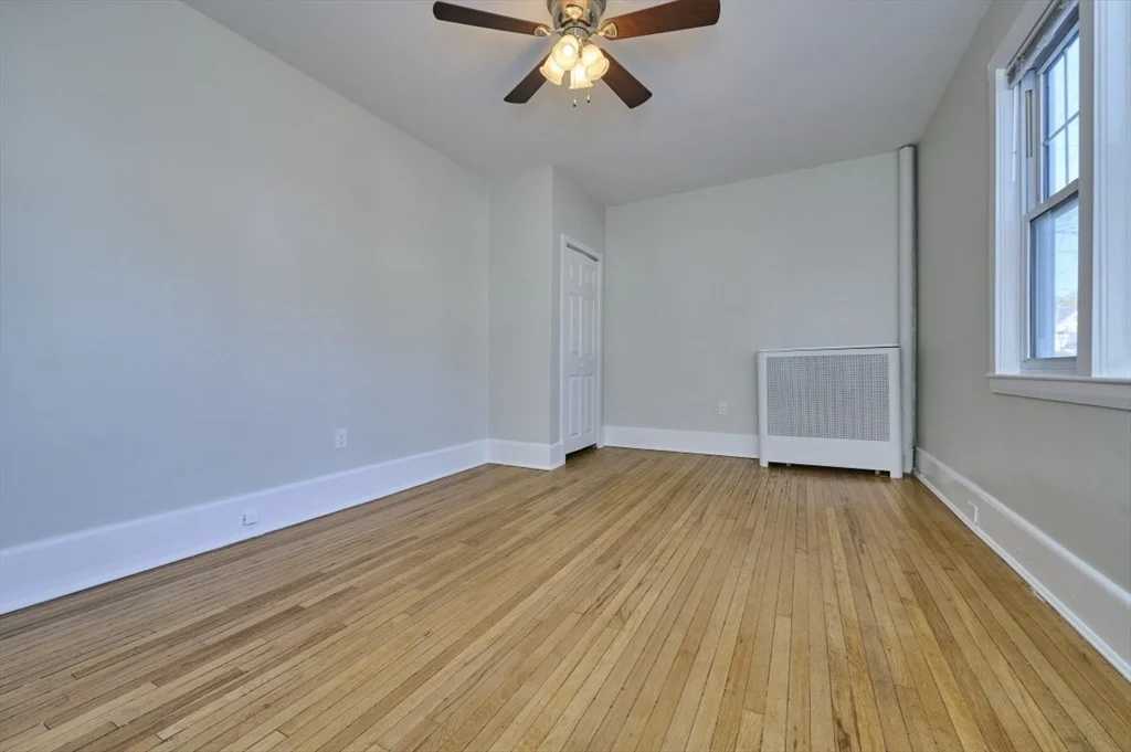 2 bed, 1 bath apartment for rent at 715 Truman Pkwa Unit 1, Hyde Park — photo 9 of 29