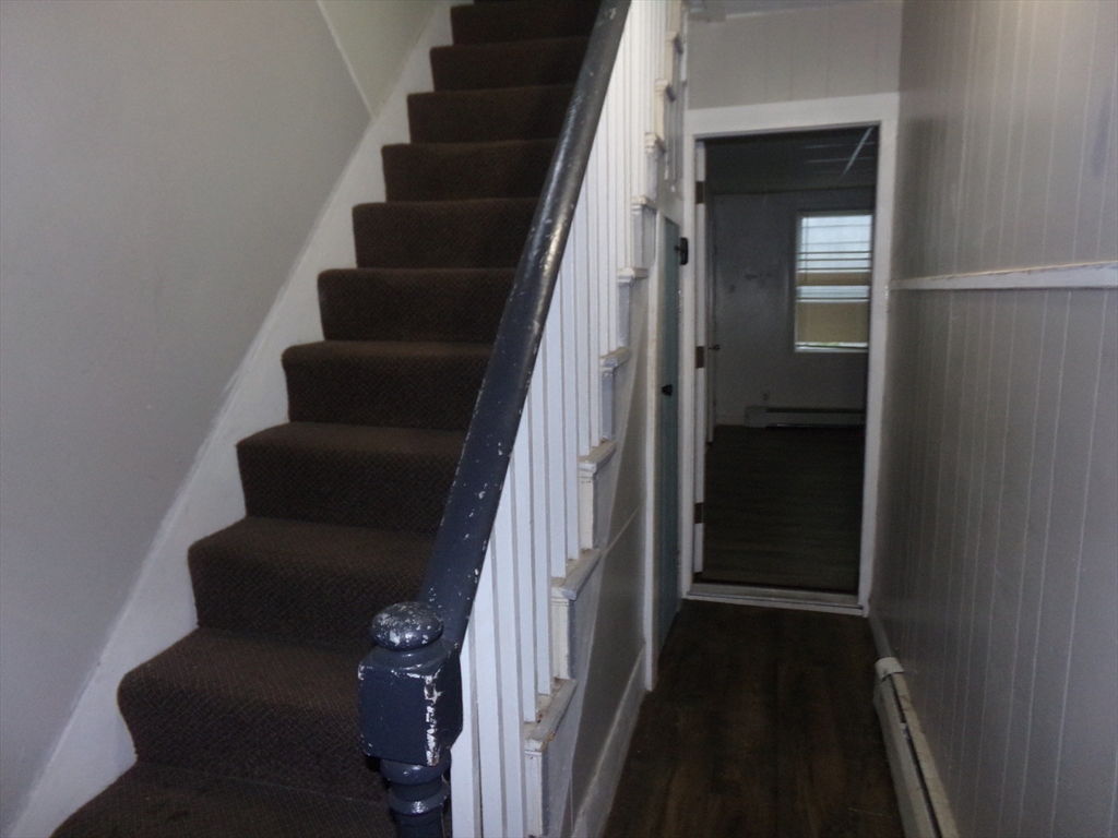 3 bed, 1 bath apartment for rent at 716 Lawrence St Unit 1, Lowell — photo 12 of 12