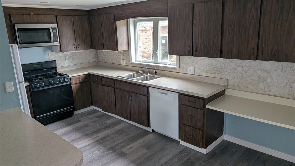 2 bed, 1 bath apartment for rent at 716 Main St Unit 1R, South Weymouth — photo 27 of 35