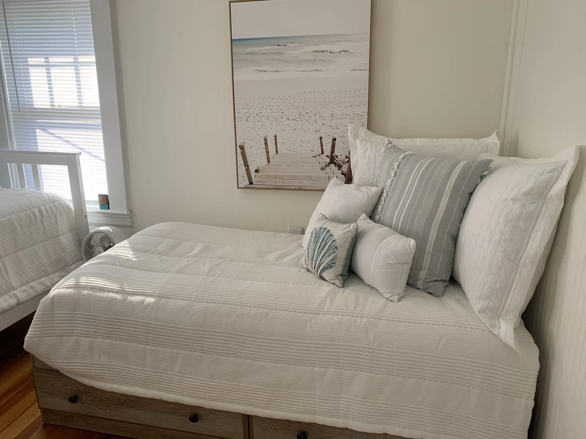 4 bed, 2 bath apartment for rent at 716 Ocean St Unit 0, Marshfield — photo 9 of 16