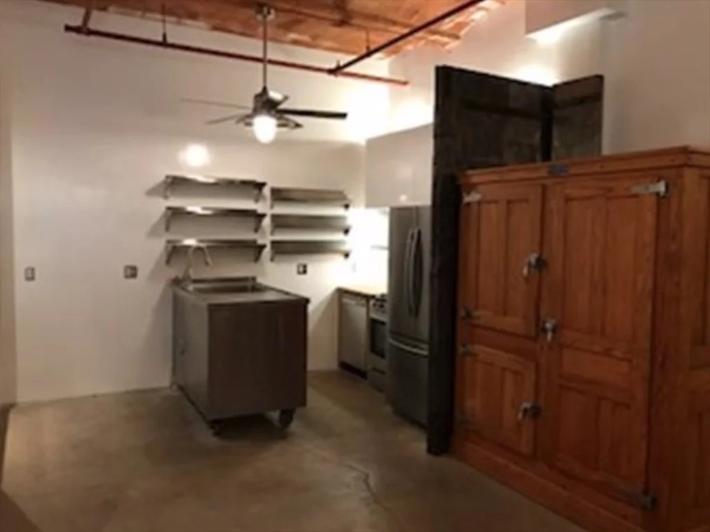 1 bed, 1 bath apartment for rent at 717-719 Atlantic Ave Unit 2C, Boston Downtown — photo 14 of 17
