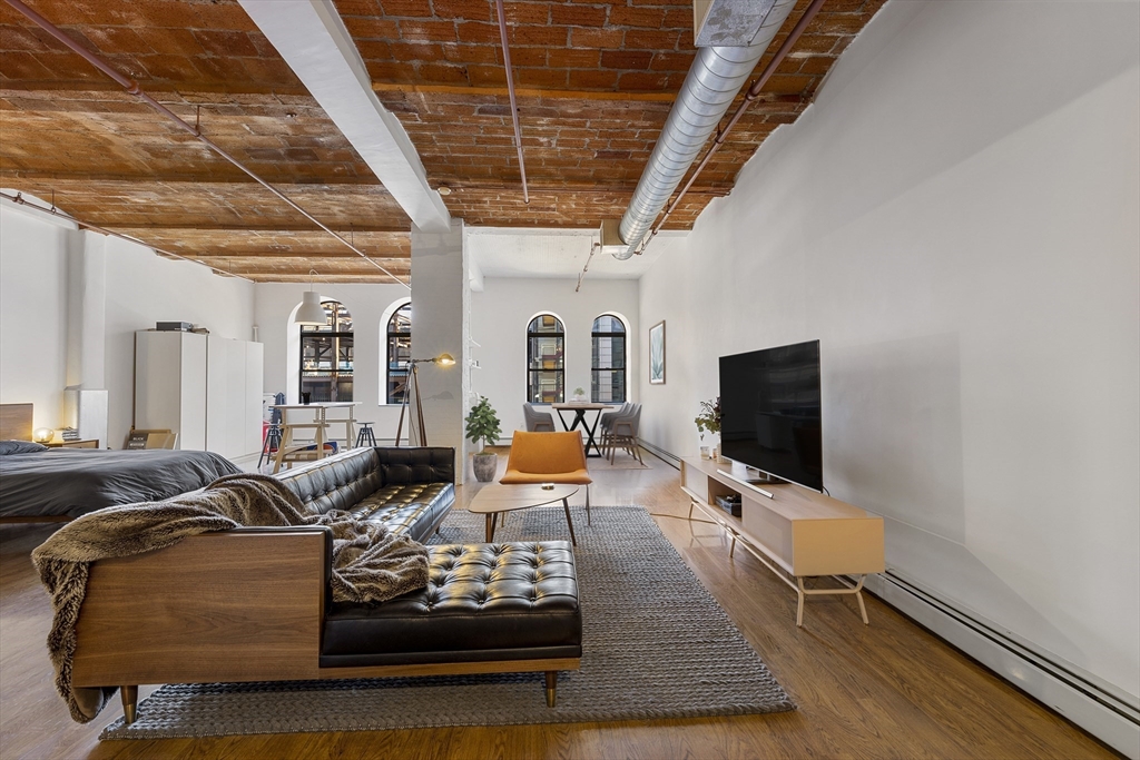 Studio bed, 1 bath apartment for rent at 717 Atlantic Ave Unit 3A, Leather District — photo 11 of 22