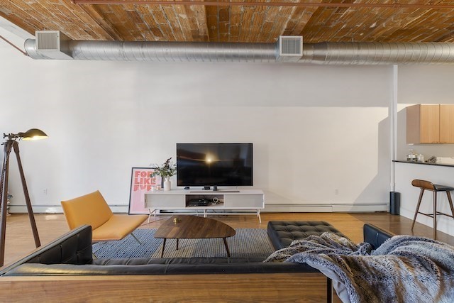 Studio bed, 1 bath apartment for rent at 717 Atlantic Ave Unit 3A, Leather District — photo 3 of 22