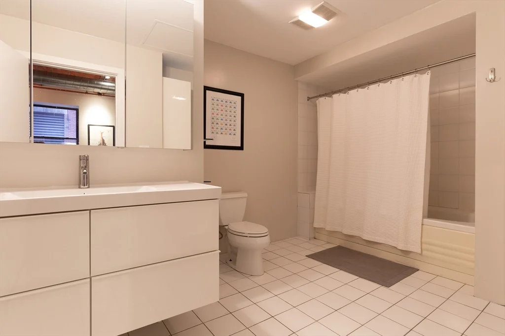 2 bed, 1 bath apartment for rent at 717 Atlantic Ave Unit 3C, Leather District — photo 13 of 18