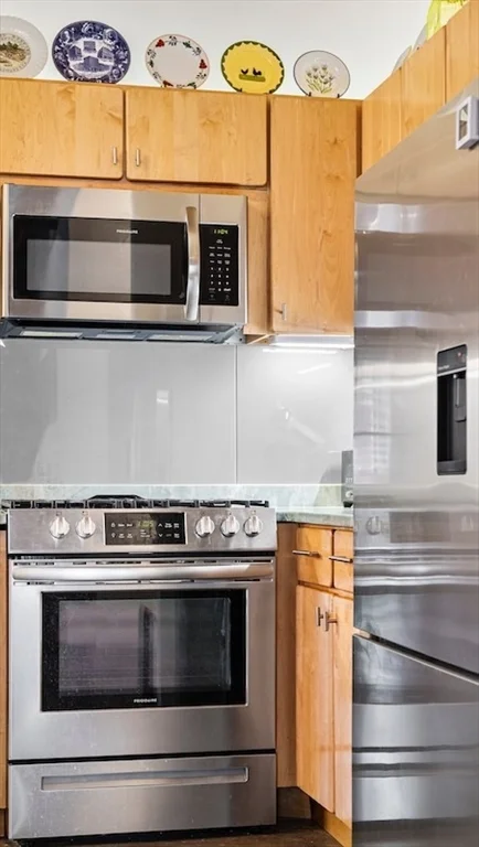 1 bed, 1 bath apartment for rent at 717 Atlantic Ave Unit 7B, Leather District — photo 9 of 19