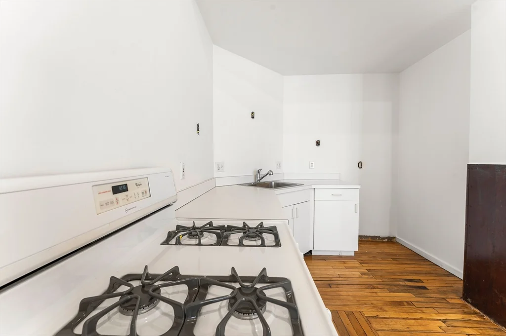 Studio bed, 1 bath apartment for rent at 717 Atlantic Unit 1B, Leather District — photo 14 of 23