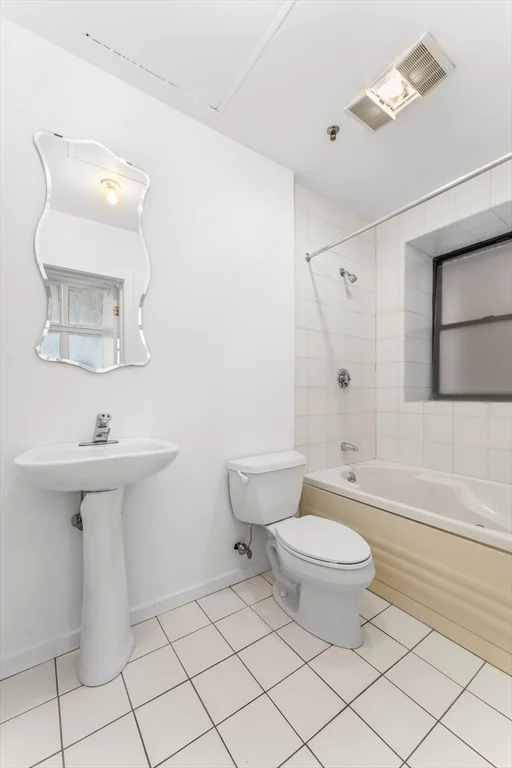 Studio bed, 1 bath apartment for rent at 717 Atlantic Unit 1B, Leather District — photo 18 of 23