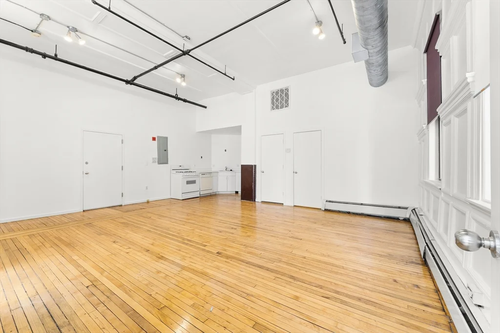 Studio bed, 1 bath apartment for rent at 717 Atlantic Unit 1B, Leather District — photo 9 of 23
