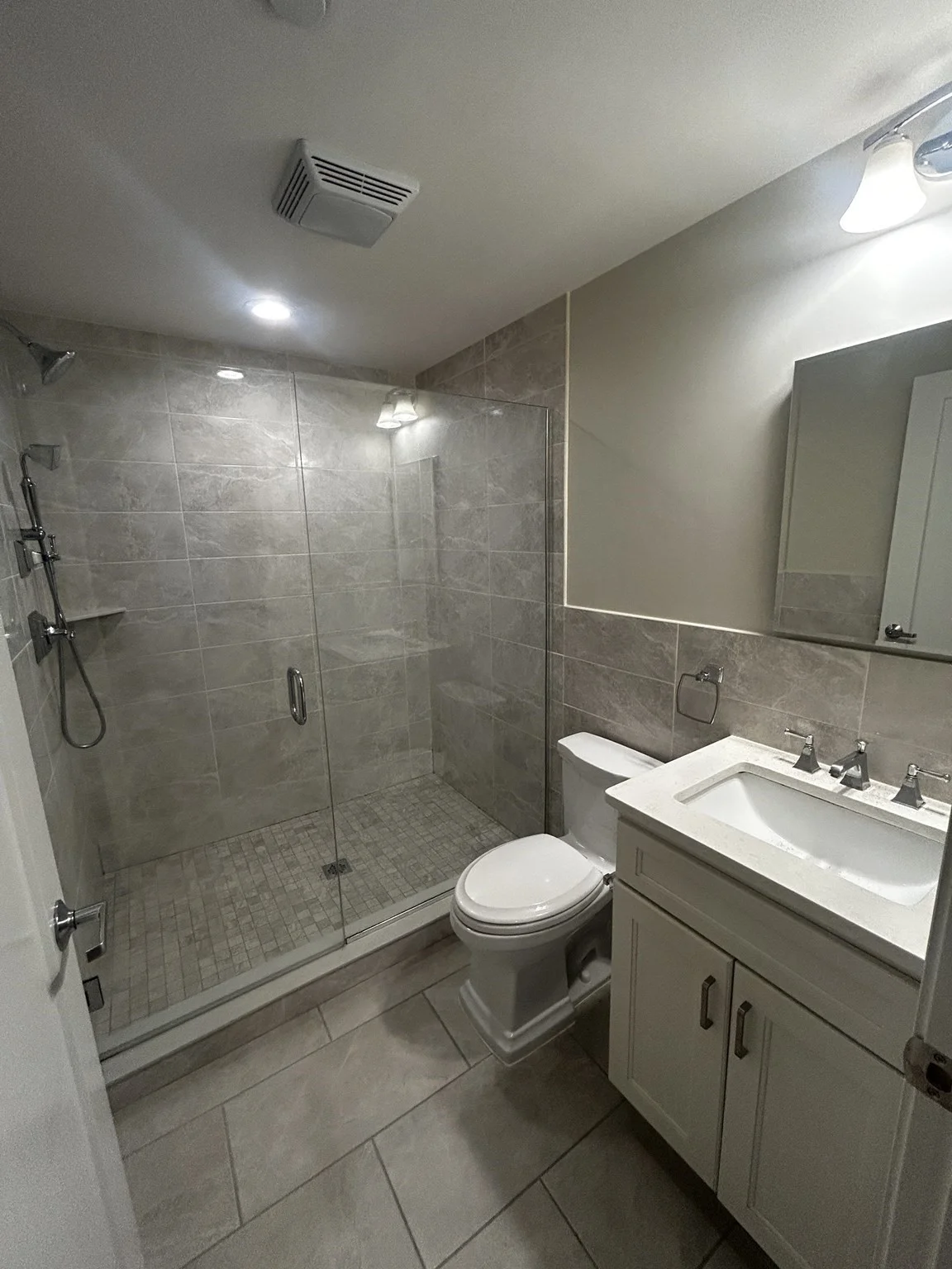 3 bed, 2 bath apartment for rent at 719 Boylston St Unit 202, Back Bay — photo 5 of 8