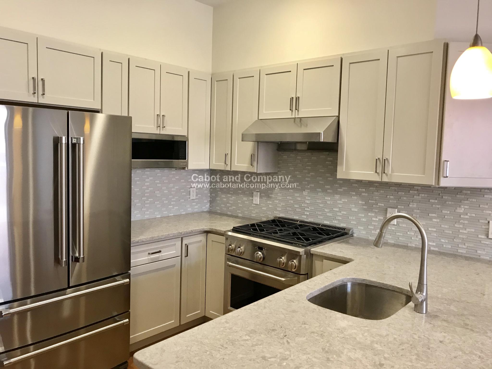 2 bed, 2 bath apartment for rent at 719 Boylston St Unit 303, Back Bay — photo 3 of 5