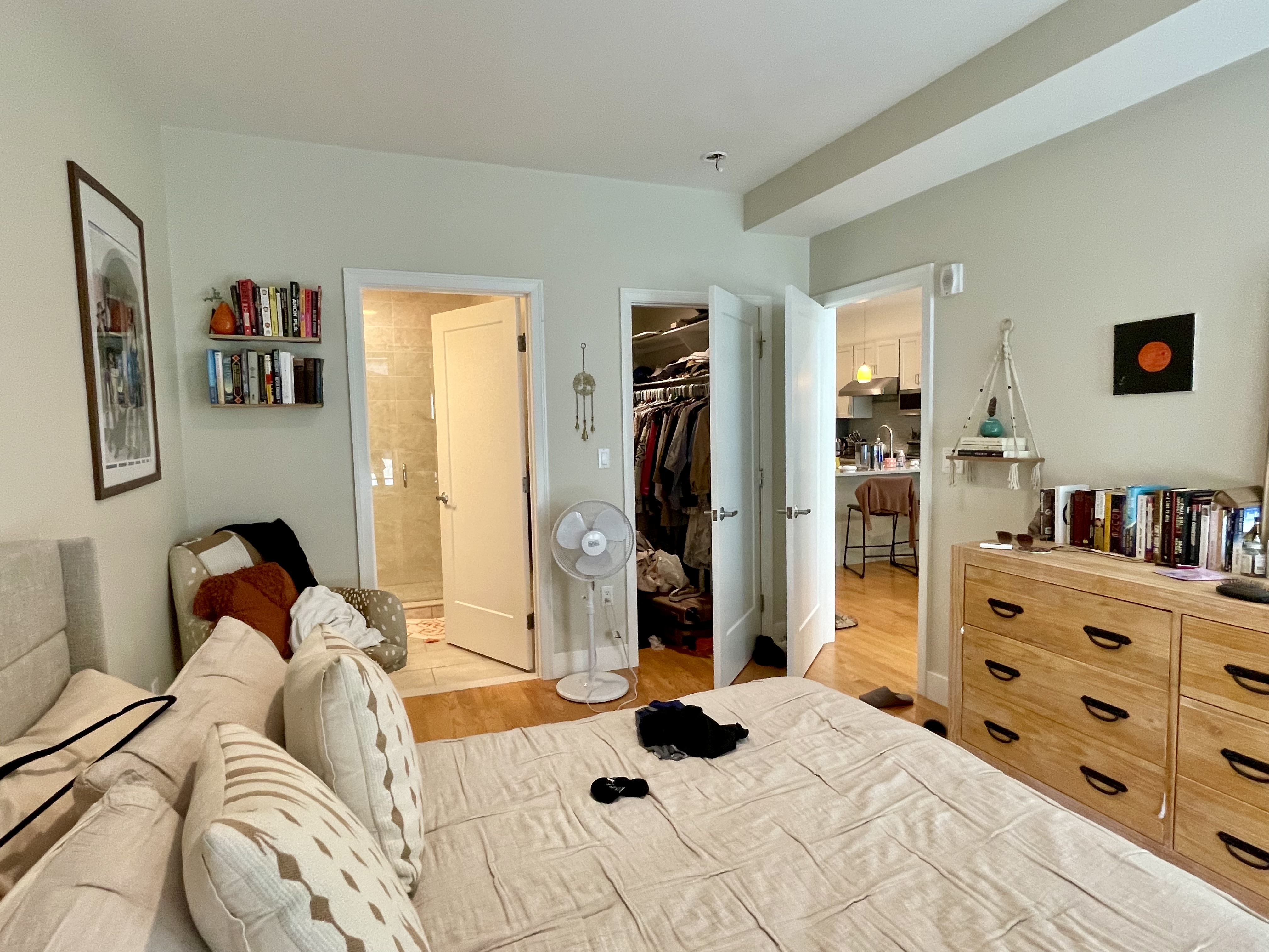 3 bed, 2 bath apartment for rent at 719 Boylston St Unit 401, Back Bay — photo 11 of 18