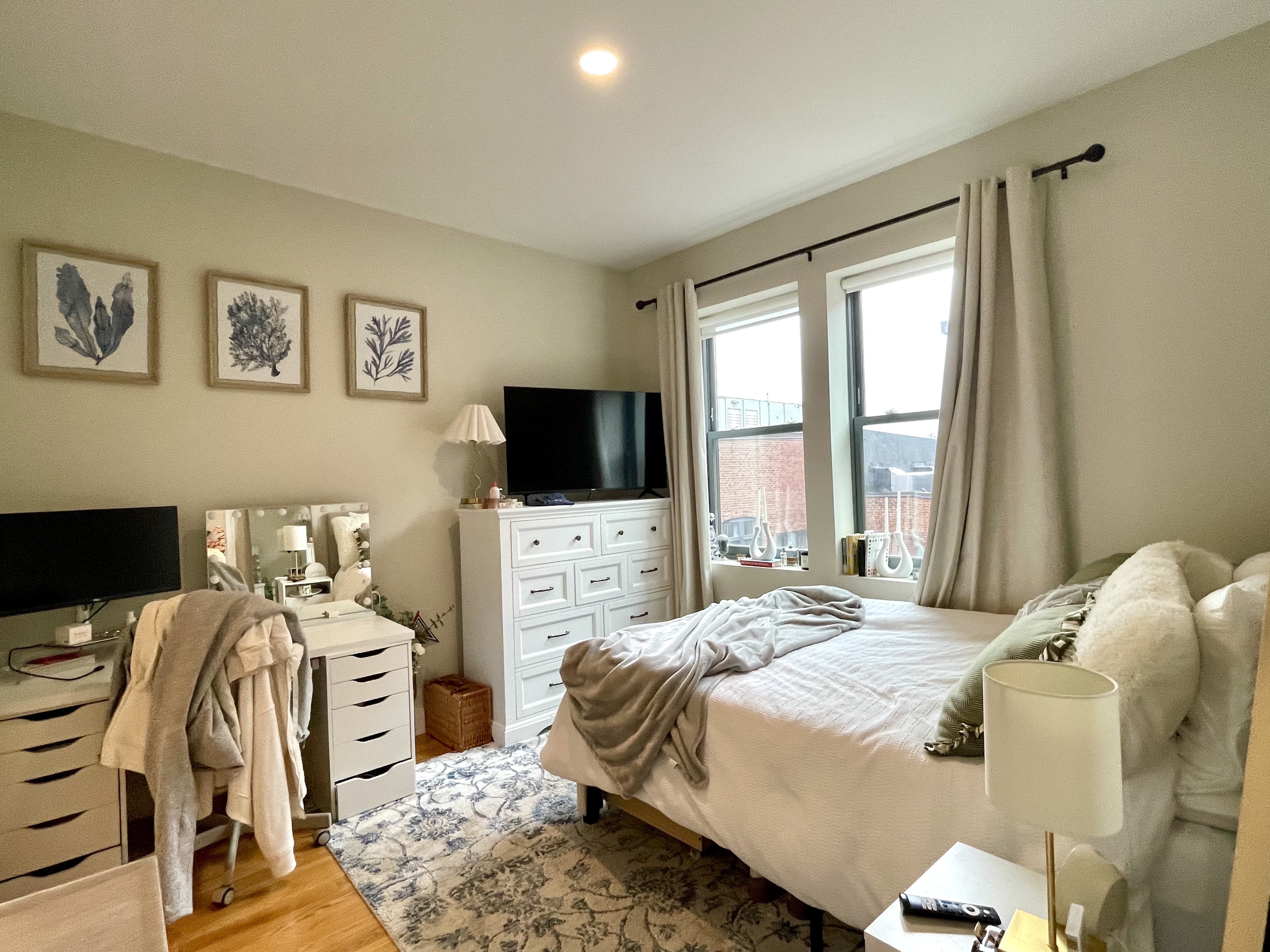 3 bed, 2 bath apartment for rent at 719 Boylston St Unit 402, Back Bay — photo 7 of 16