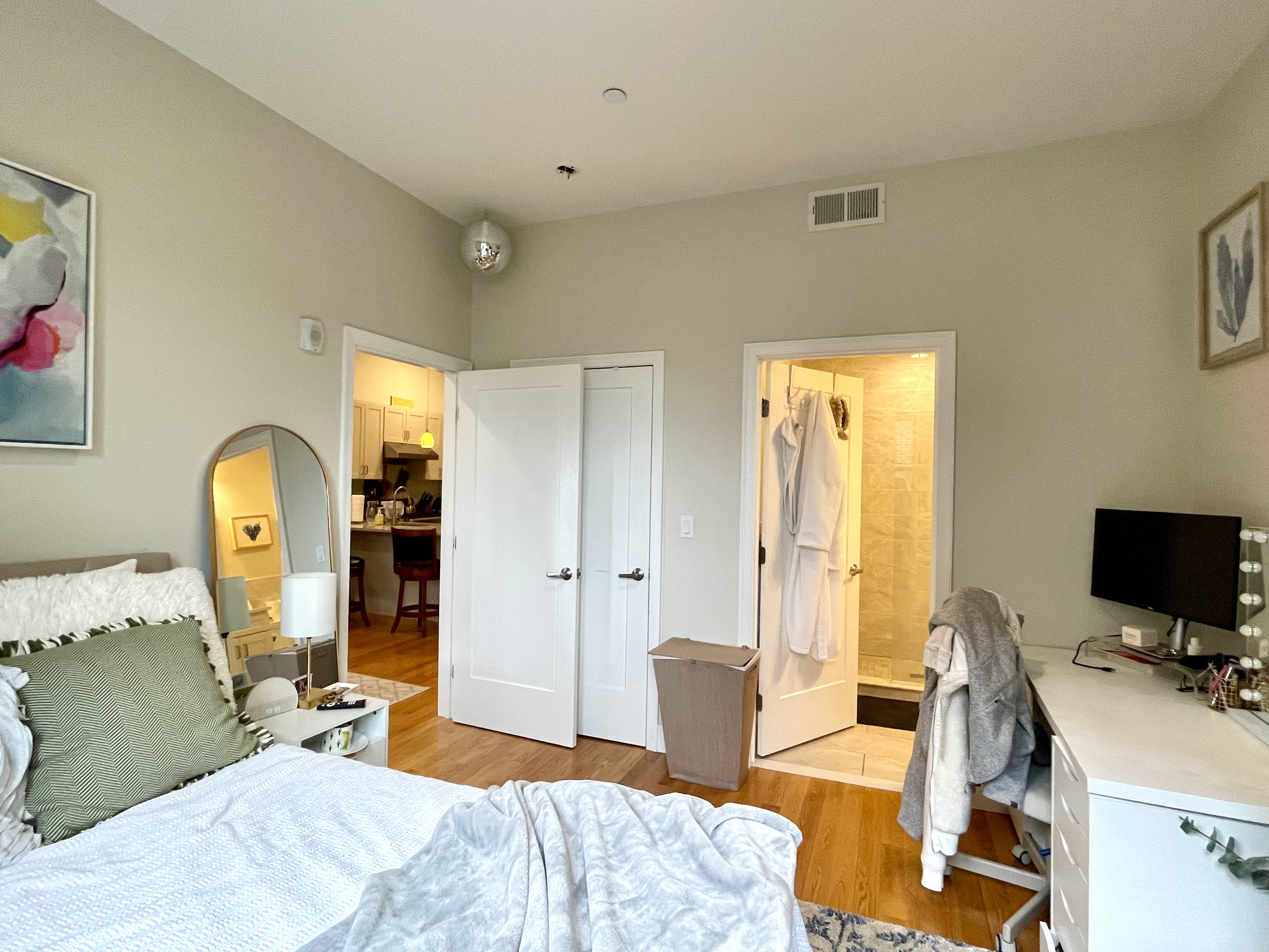 3 bed, 2 bath apartment for rent at 719 Boylston St Unit 402, Back Bay — photo 9 of 16