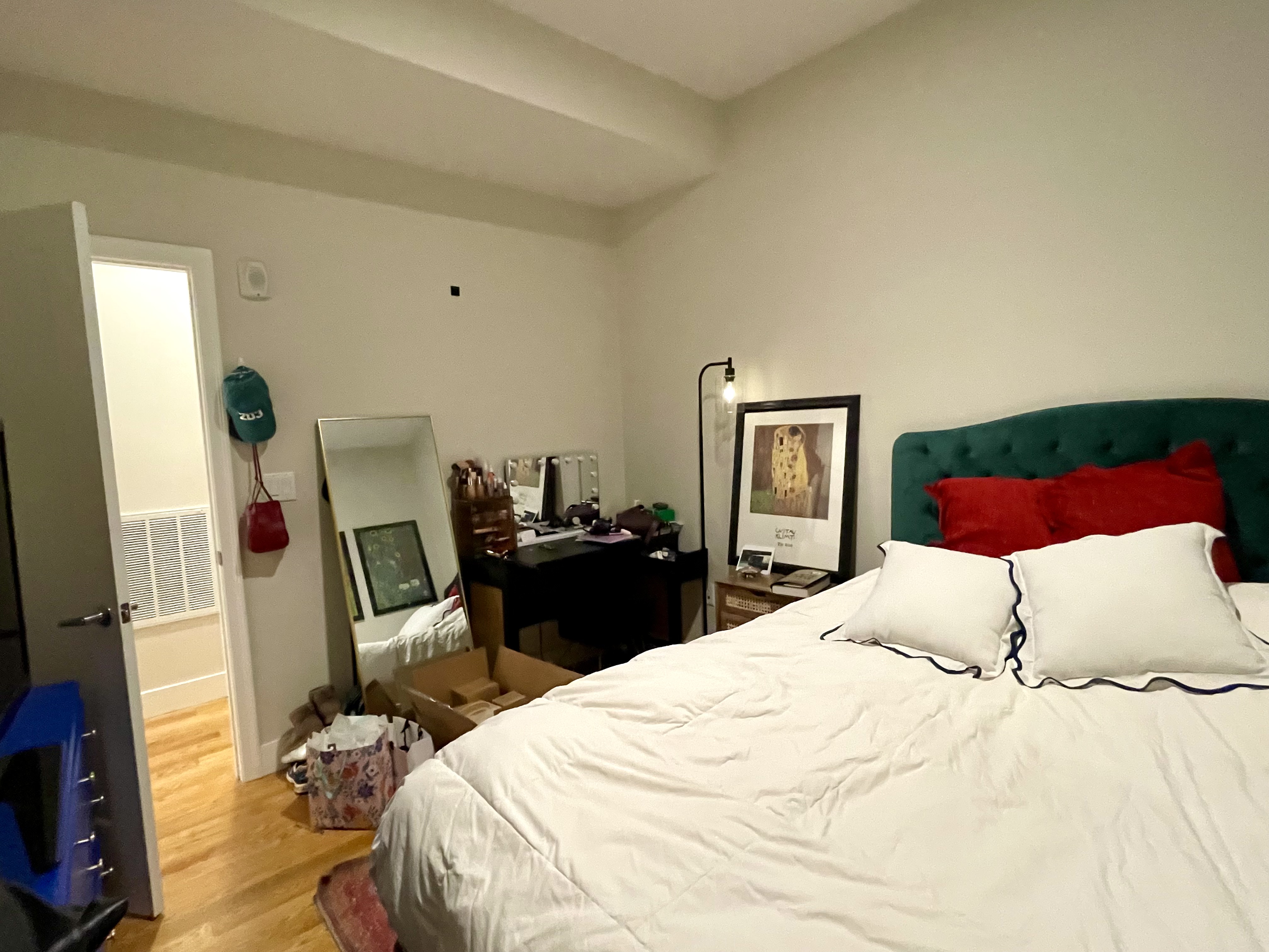 3 bed, 2 bath apartment for rent at 719 Boylston St Unit 402, Back Bay — photo 14 of 16