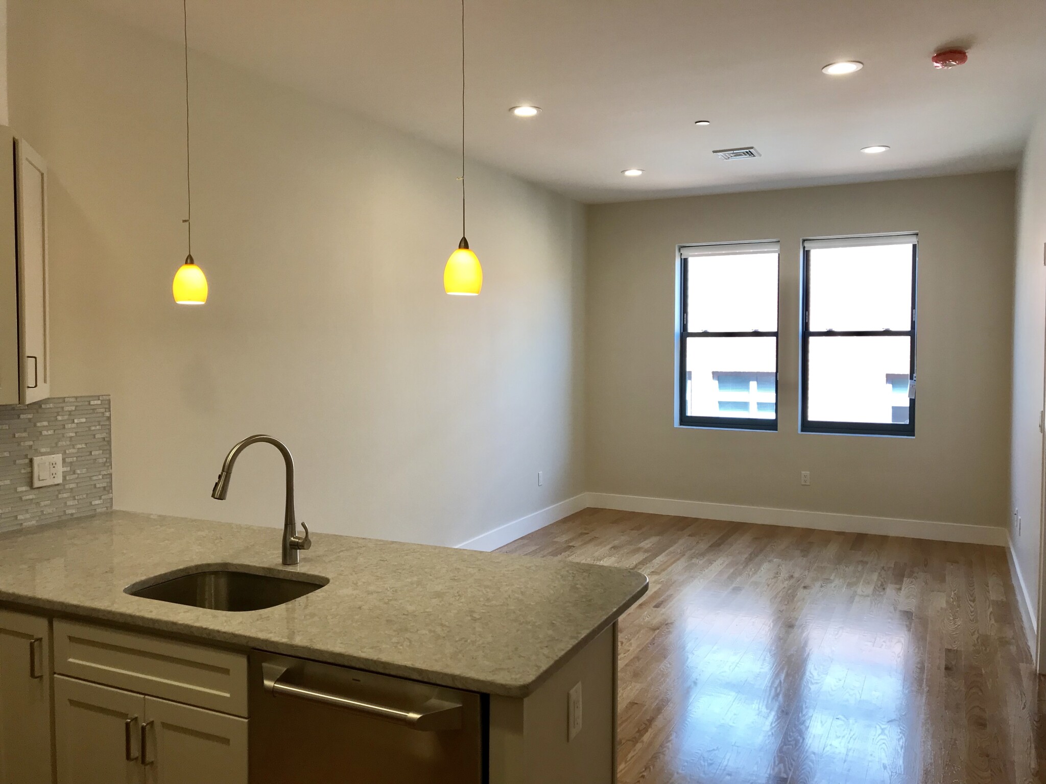 2 bed, 2 bath apartment for rent at 719 Boylston St Unit 53, Back Bay — photo 3 of 6