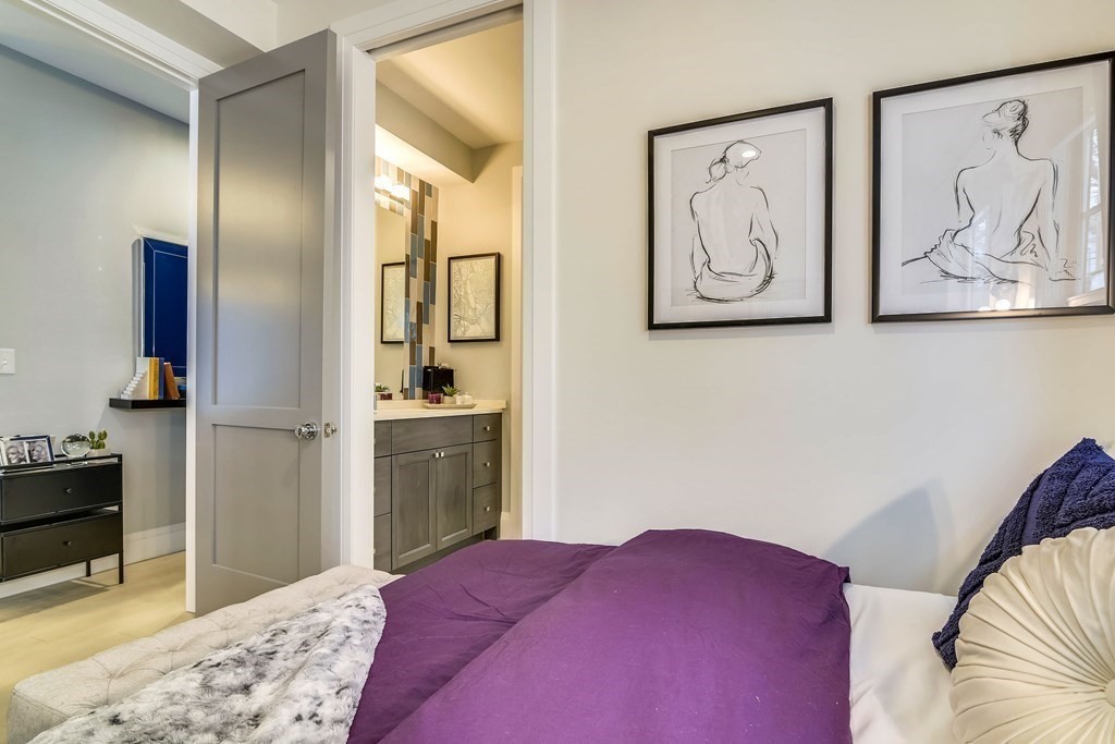 4 bed, 2 bath apartment for rent at 719 E 2nd St Unit 1, South Boston — photo 18 of 30