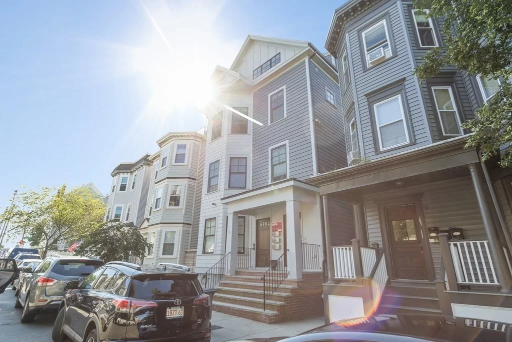 3 bed, 2 bath apartment for rent at 719 E 2nd St Unit PH3, South Boston — photo 35 of 38