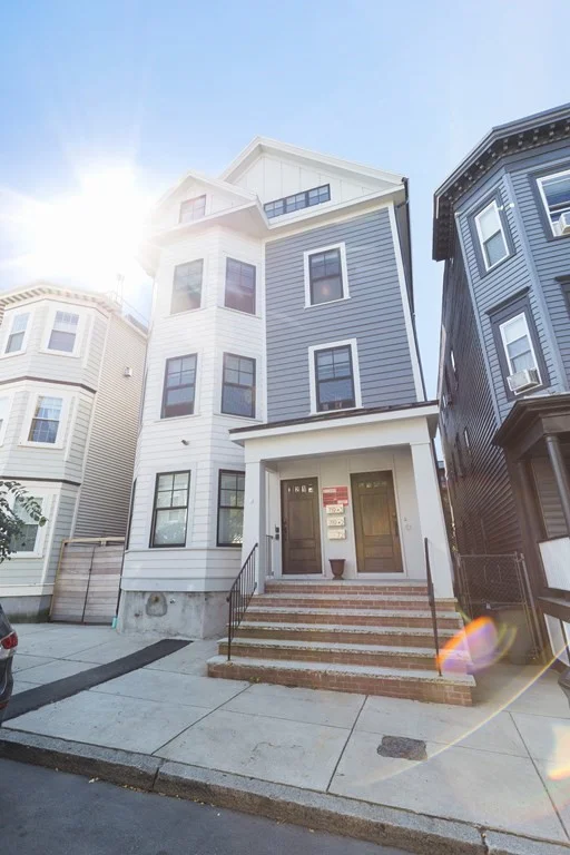 3 bed, 2 bath apartment for rent at 719 E 2nd St Unit PH3, South Boston — photo 38 of 38